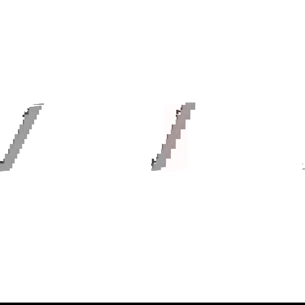 Liten baderomsinspirasjon med benkeplate på mål, elegant blå frittstående vask og firkantet figurspeil som skaper et lyst og moderne rom.