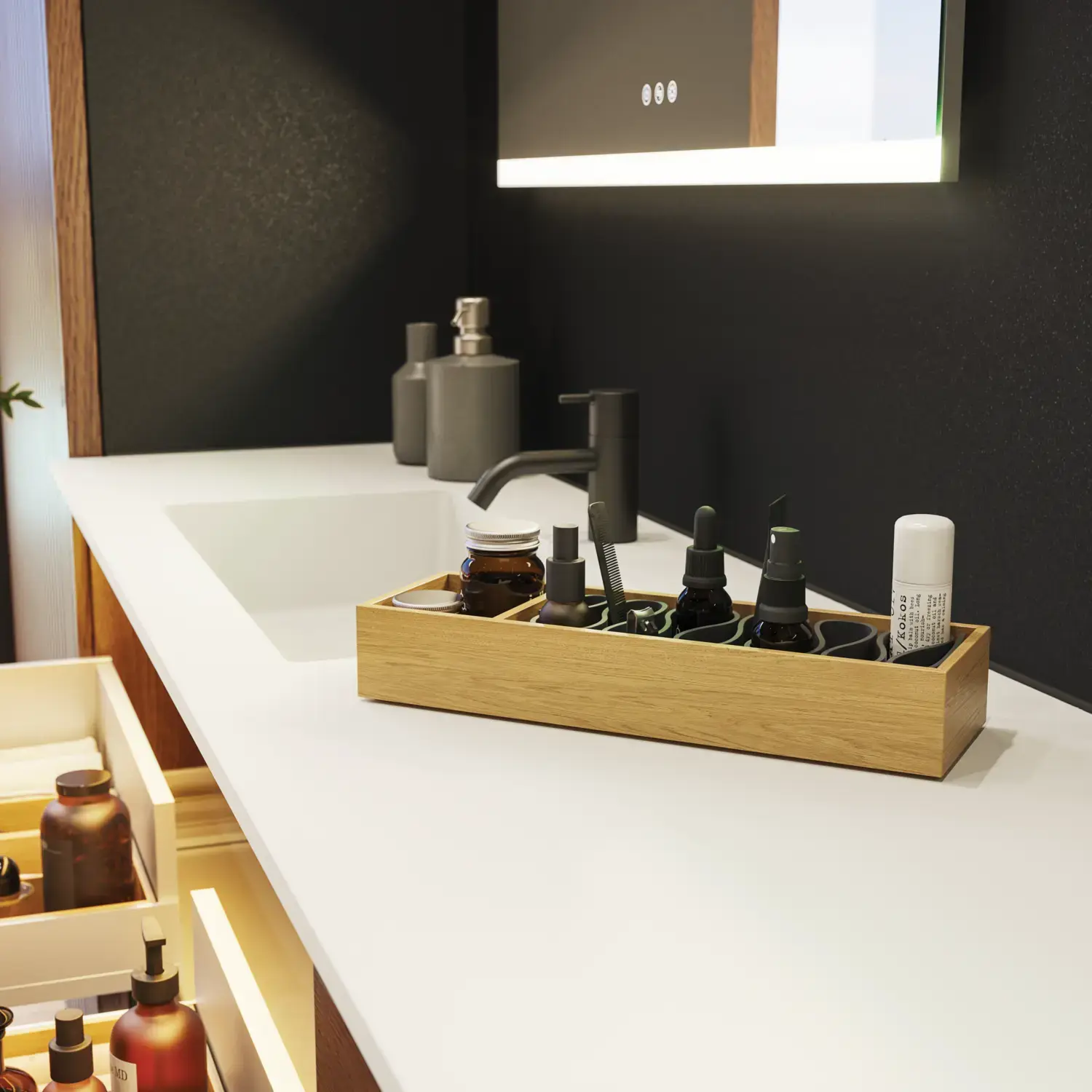 Stor baderomsinspirasjon med servantskap og trelameller i brun eik, frittstående badekar, og firkantede speil med lys, elegant dobbelservant gir et moderne og symmetrisk utseende