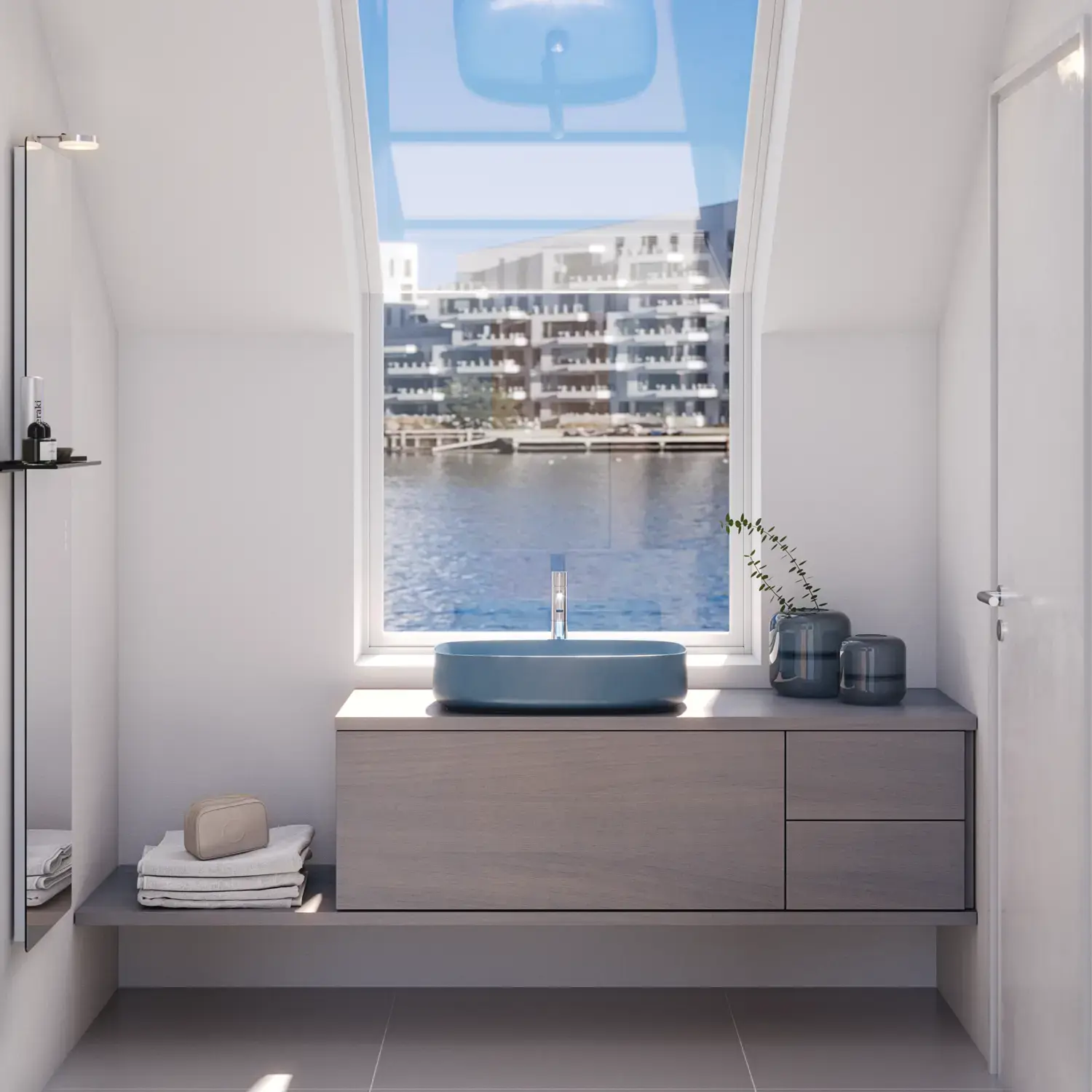 Liten baderomsinspirasjon med benkeplate på mål, elegant blå frittstående vask og firkantet figurspeil som skaper et lyst og moderne rom.